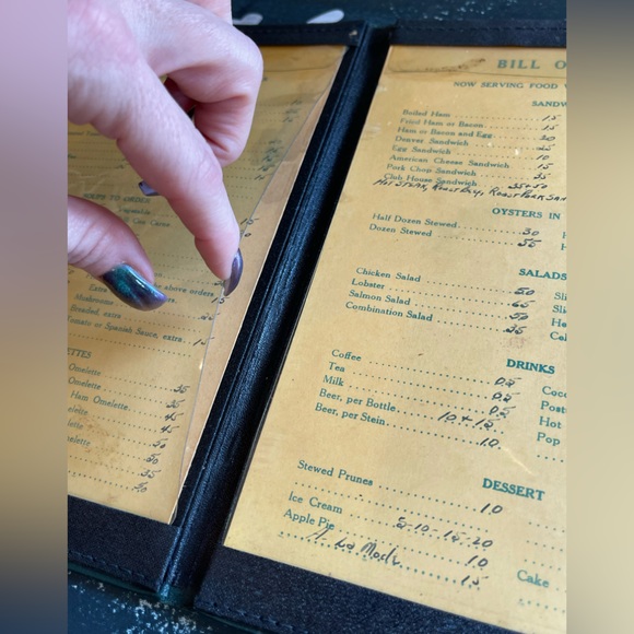 🤩 AWESOME 🤩 Antique / Vintage Hardcover Menu from Fort Bragg - a Rare Find 🔥 - Picture 16 of 17